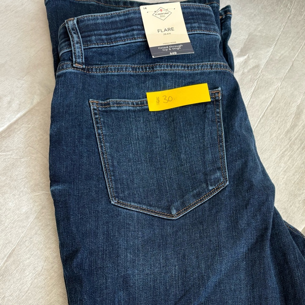 Women’s jeans